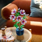 LEGO Botanicals 10372 Hibiscus Review